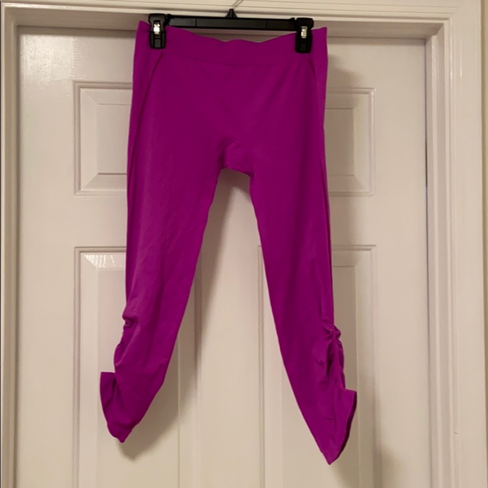 Purple leggings